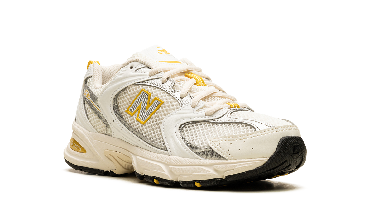 530 Sea Salt / White / Ginger Lemon / Silver Metallic MR530SY