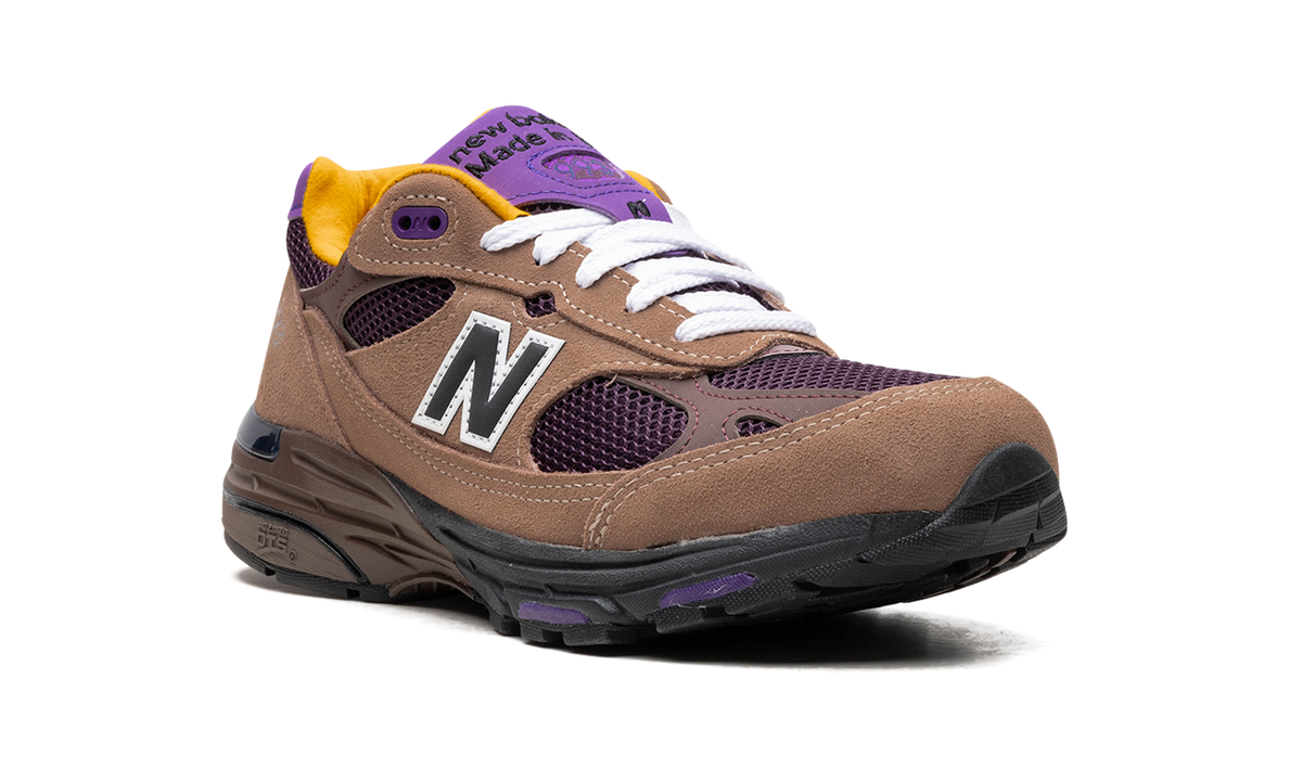 993 Made in USA - Mushroom / Midnight Violet U993MU
