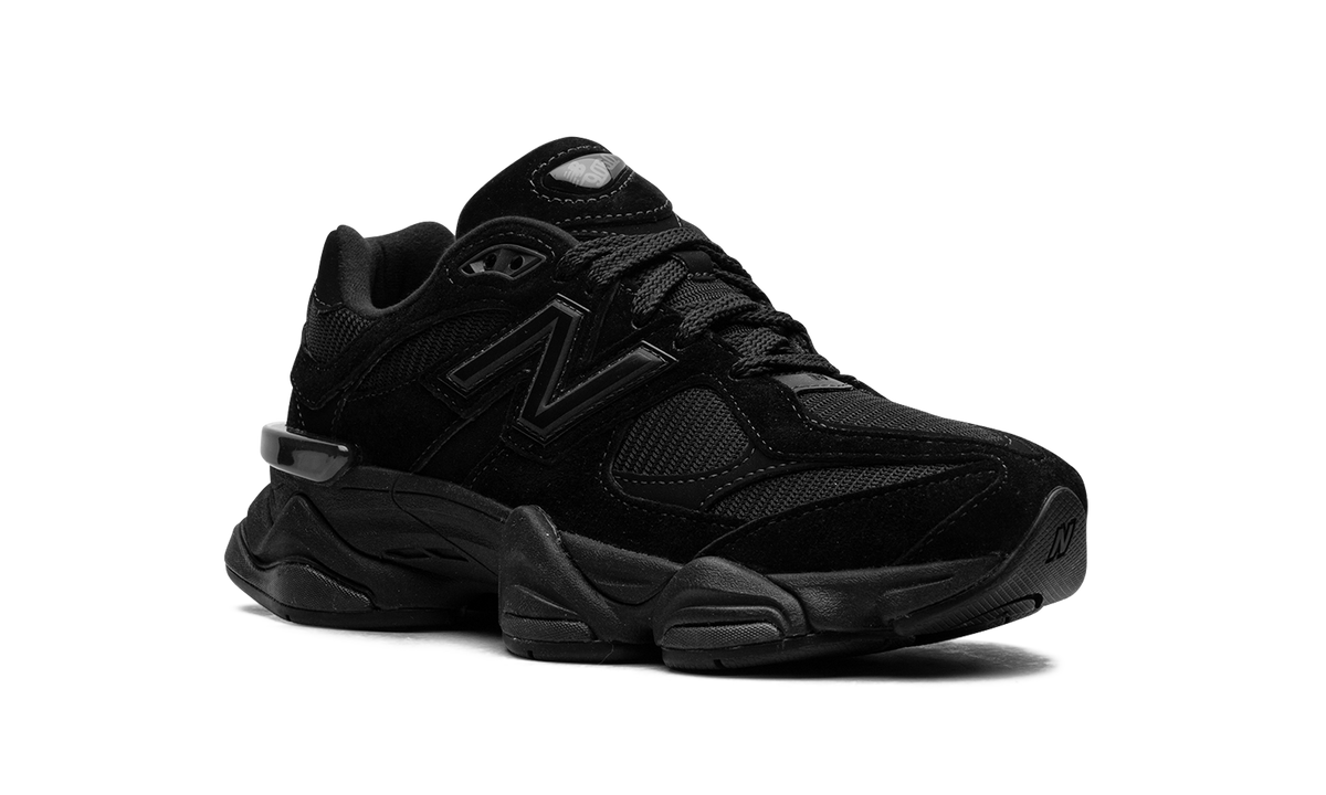 9060 Triple Black U9060BPM