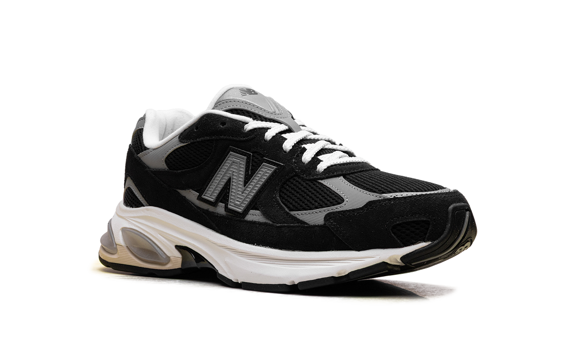 2010 Black / Shadow Grey U2010892