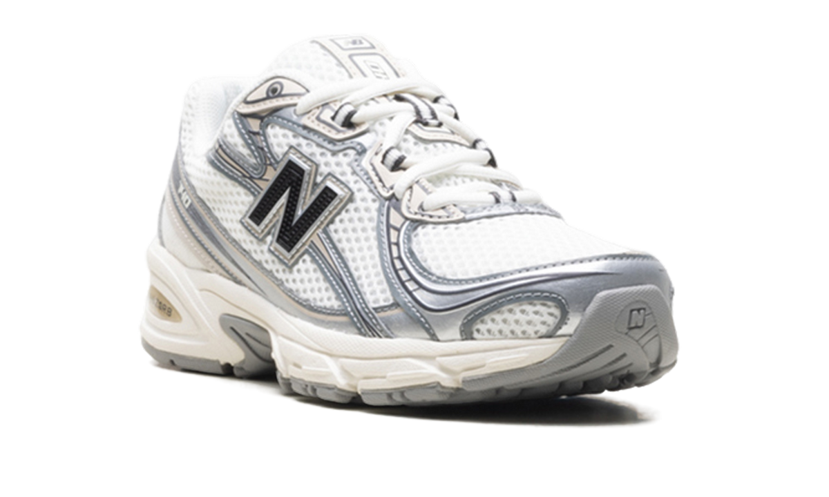 740 White/Linen/Black U740JSG