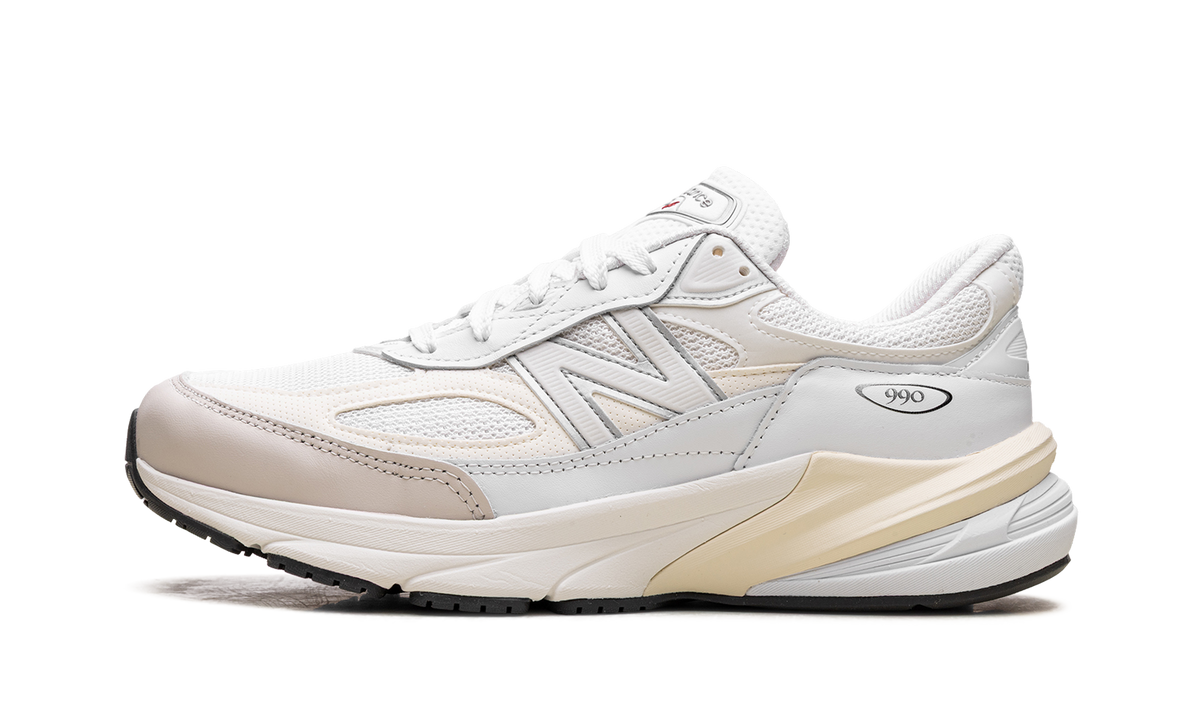 990v6 Made in USA - White Sea Salt U990GB6