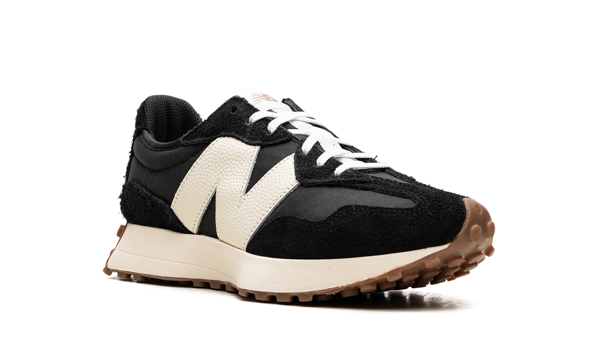 327 WMNS Black White Gum WS327BL