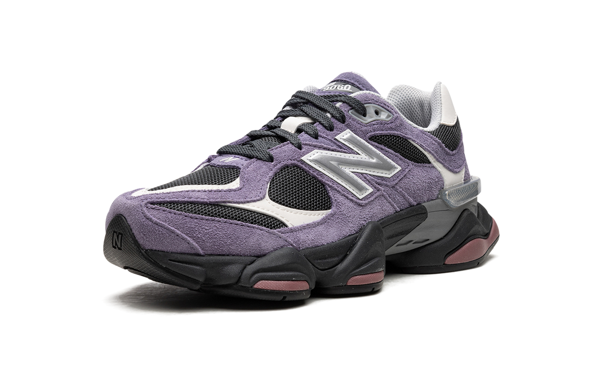 9060 Violet Noir U9060VRB