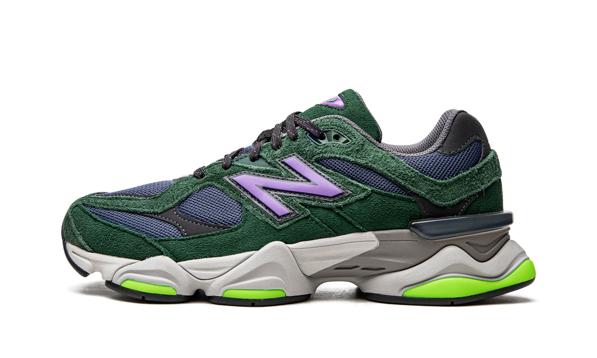 9060 Nightwatch Green U9060GRE