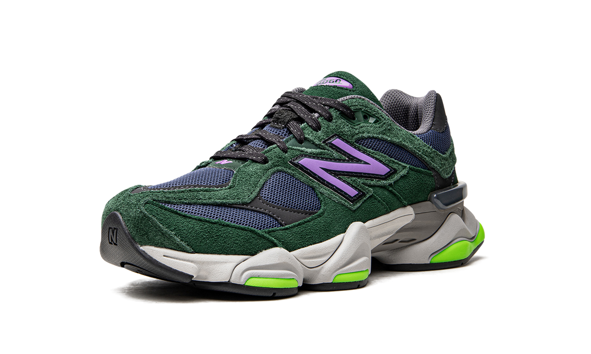9060 Nightwatch Green U9060GRE