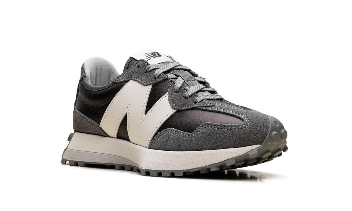 327 WMNS Black Metallic Castlerock WS327GLB