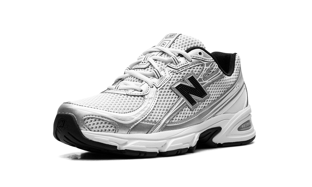 740 White Silver Metallic Navy U740NW2