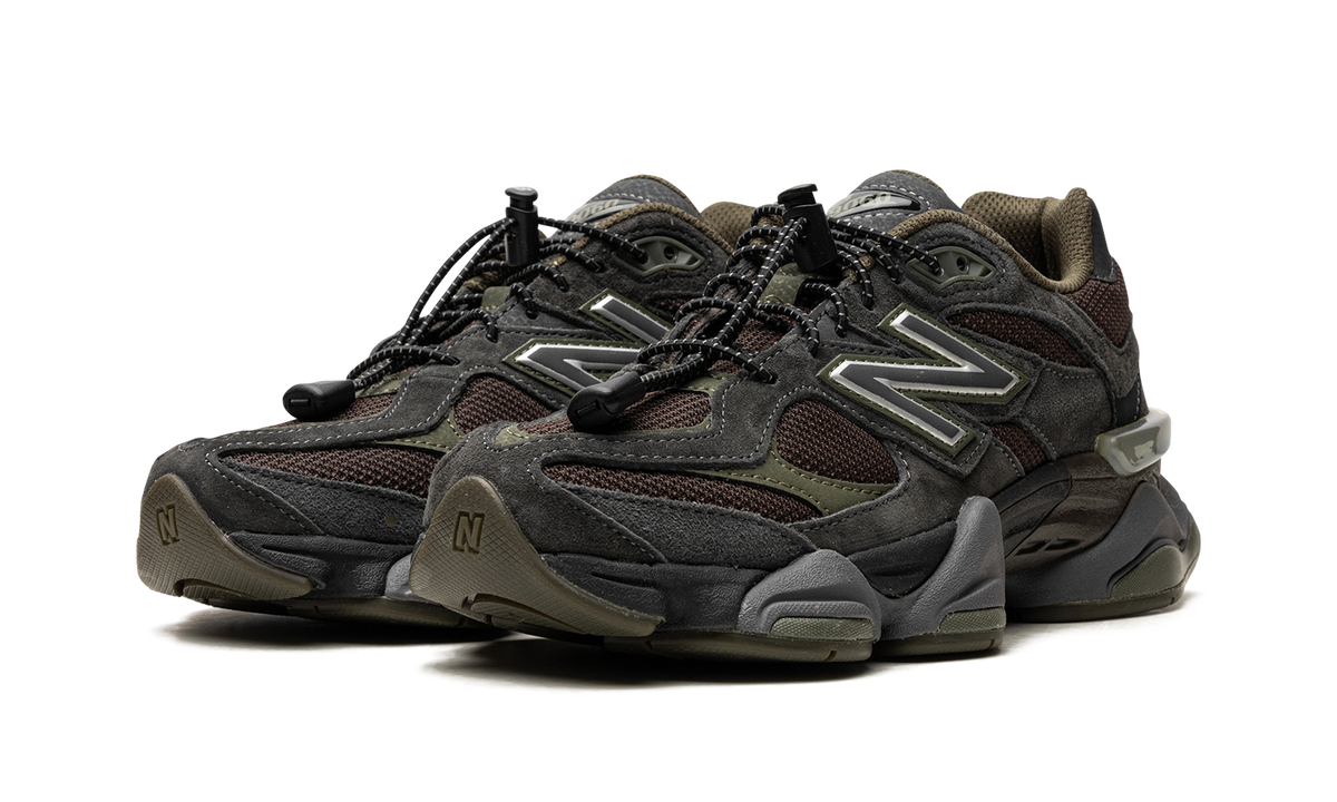 9060 Blacktop/Dark Moss/Black U9060PH