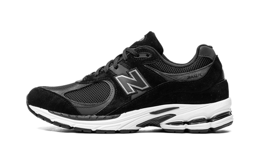 2002R Black / Gunmetal M2002RBK