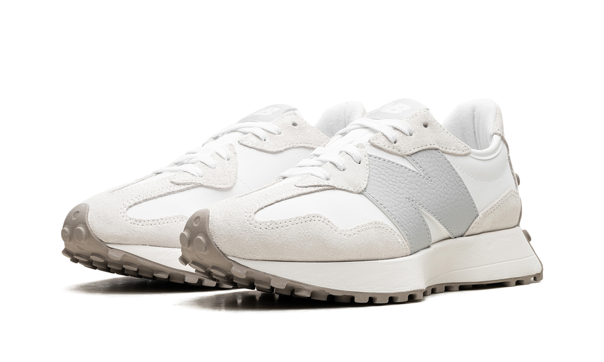 327 WMNS Sea Salt Brighton Grey WS327KE