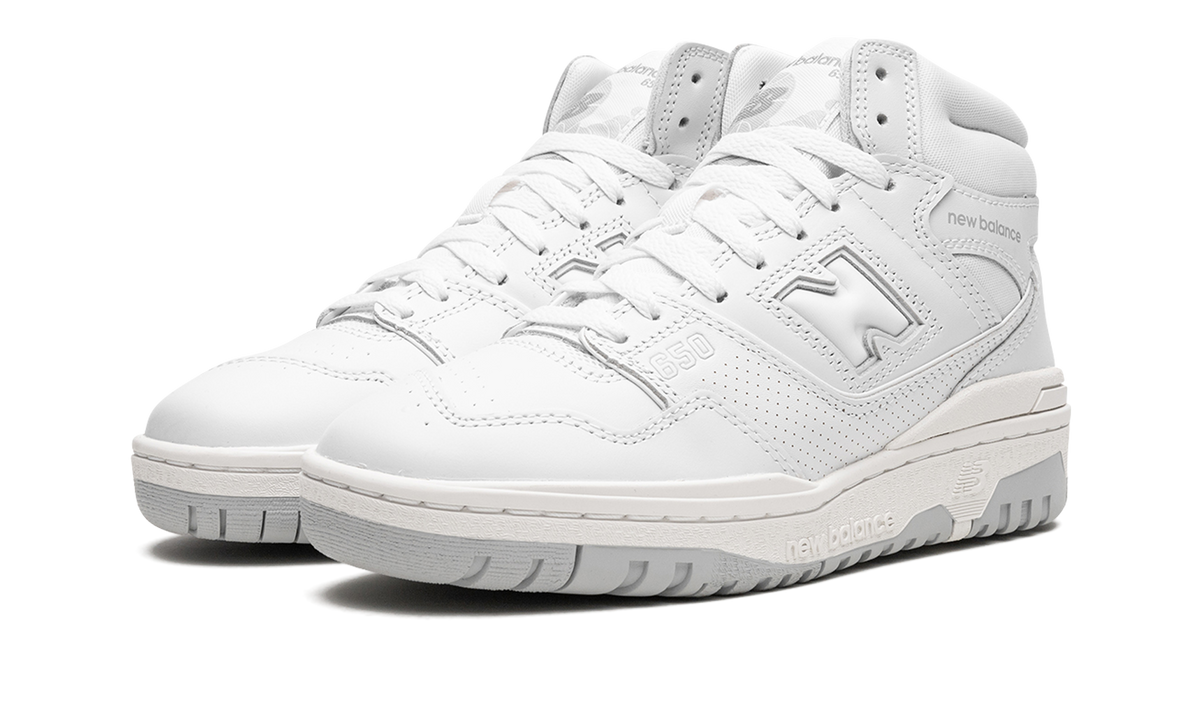 650 Triple White BB650RWW