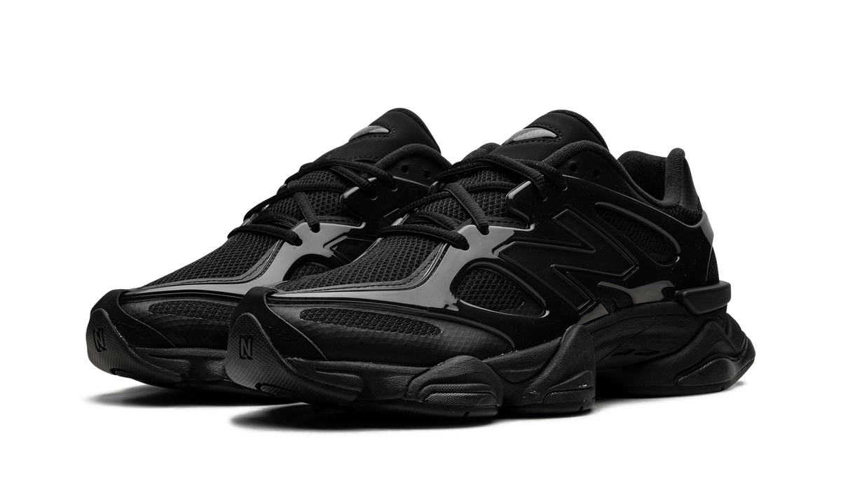 9060 Sea Stone Black U9060IMA