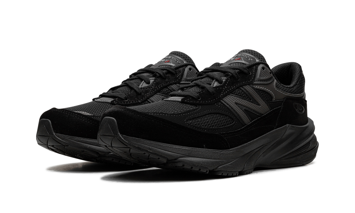 990 v6 Triple Black U990BB6