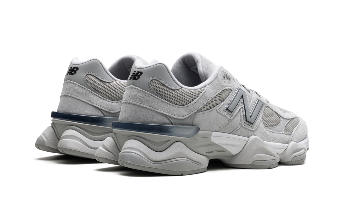 9060 Silver Metallic Grey U9060JGR
