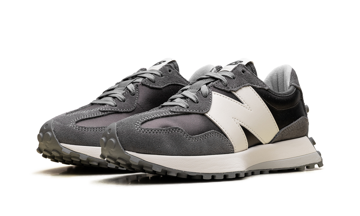 327 WMNS Black Metallic Castlerock WS327GLB
