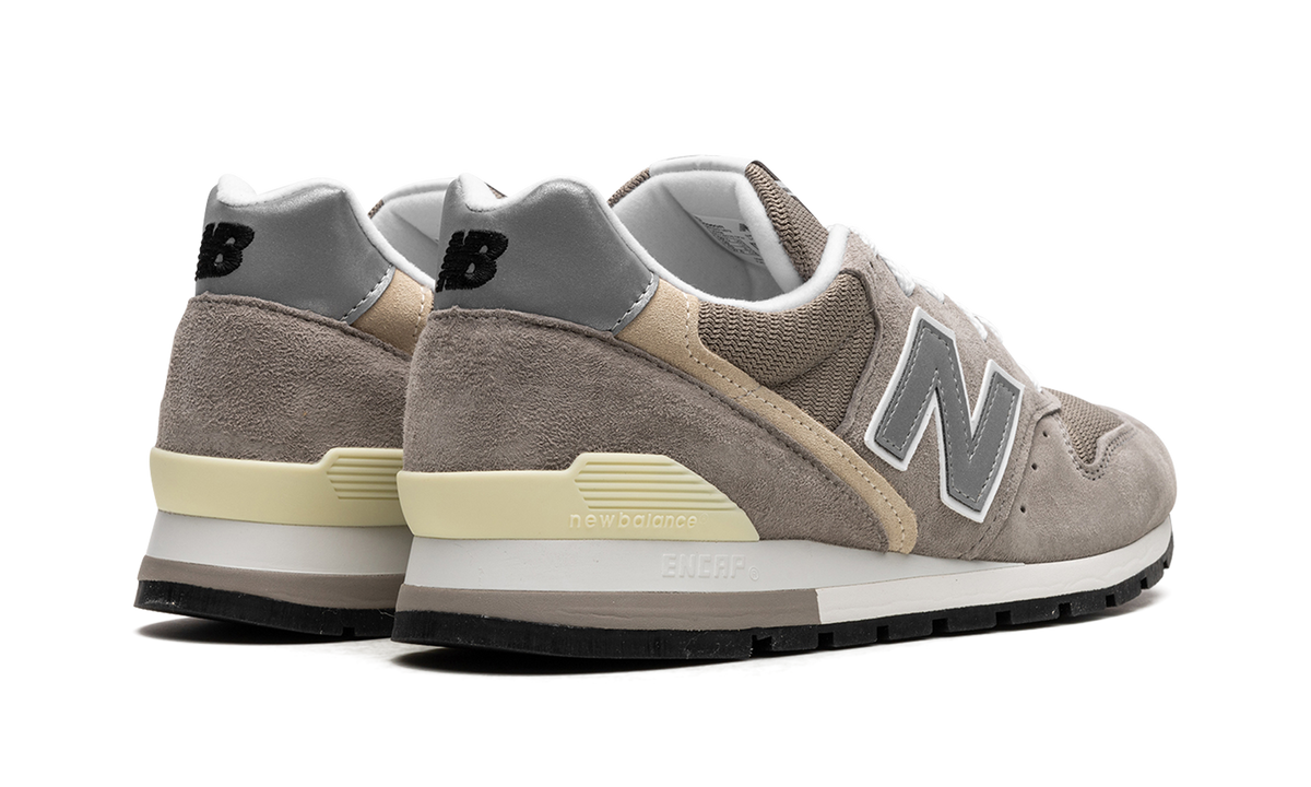 996 Grey Day U996GR