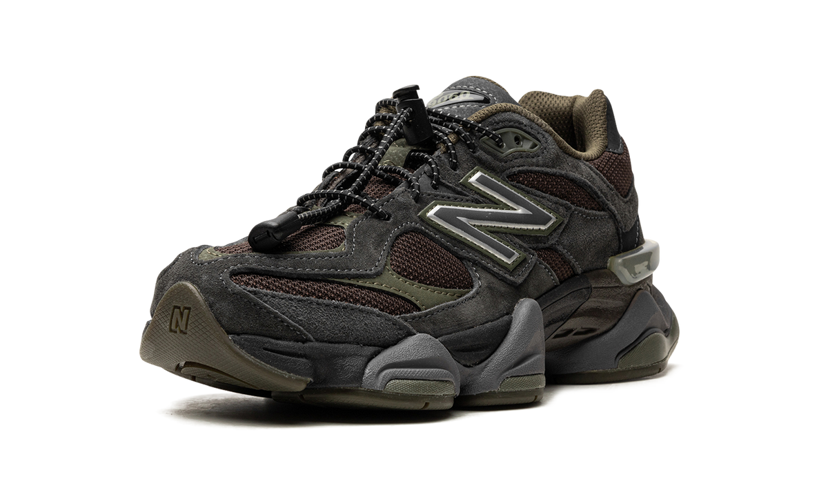 9060 Blacktop/Dark Moss/Black U9060PH