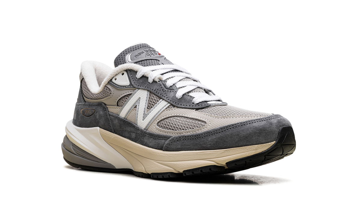 990v6 Made in USA - Castlerock U990GR6