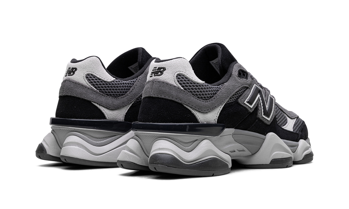 9060 Black / Casterock U9060ERA