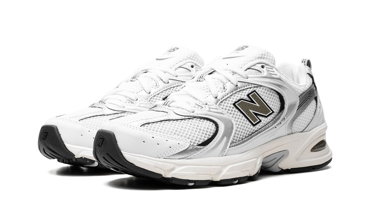 530 White Silver Black MR530FDO