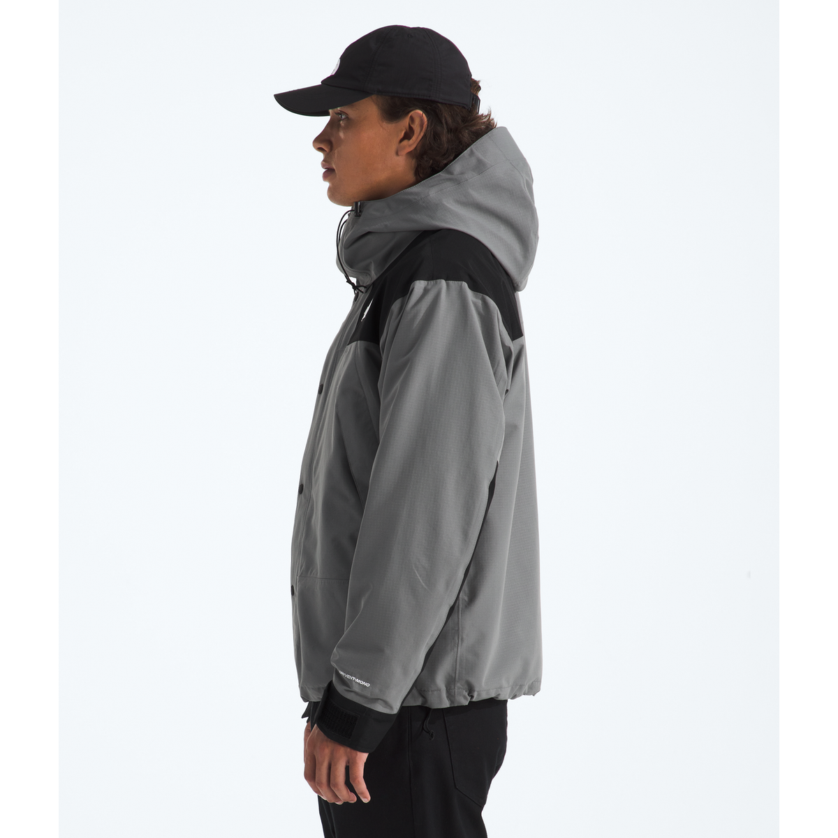 The North Face Men's DRYVENT Mountain Jacket in Smoked Pearl/TNF Black