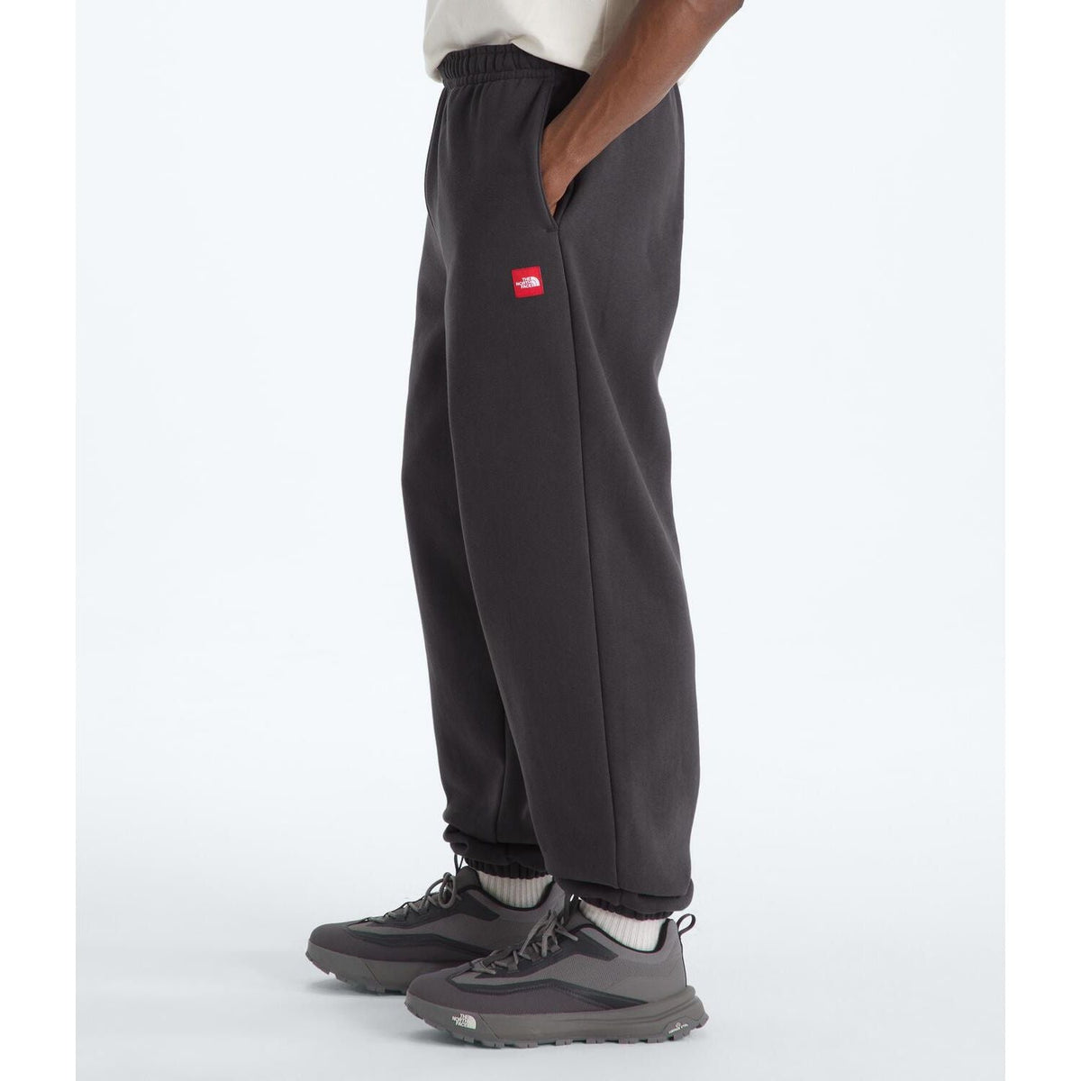 The North Face Men's TNF  Box Sweatpants