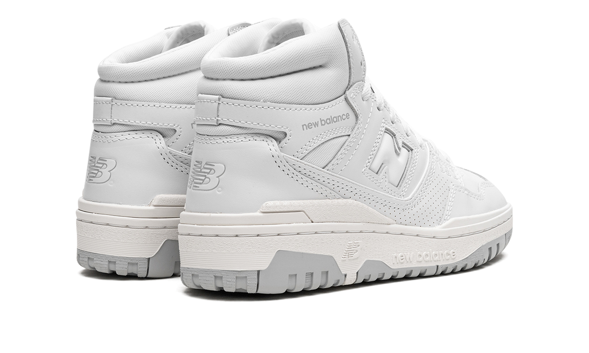 650 Triple White BB650RWW