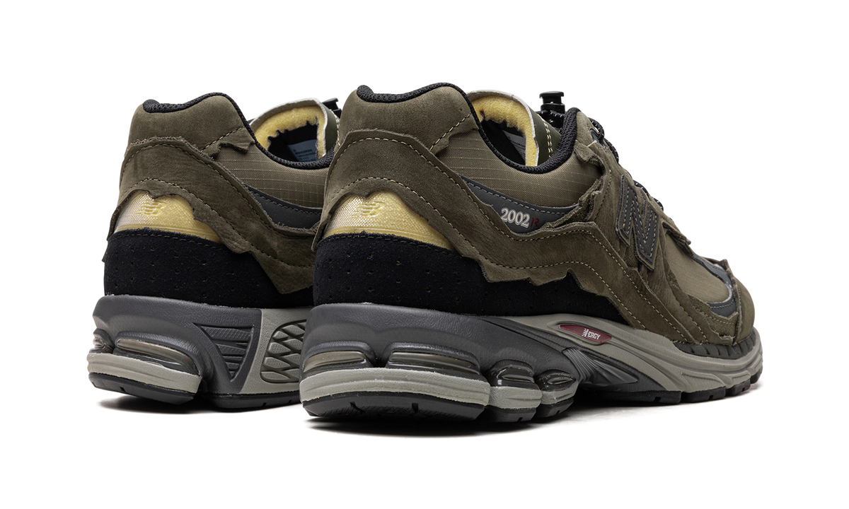 2002R Protection Pack - Dark Moss M2002RDN