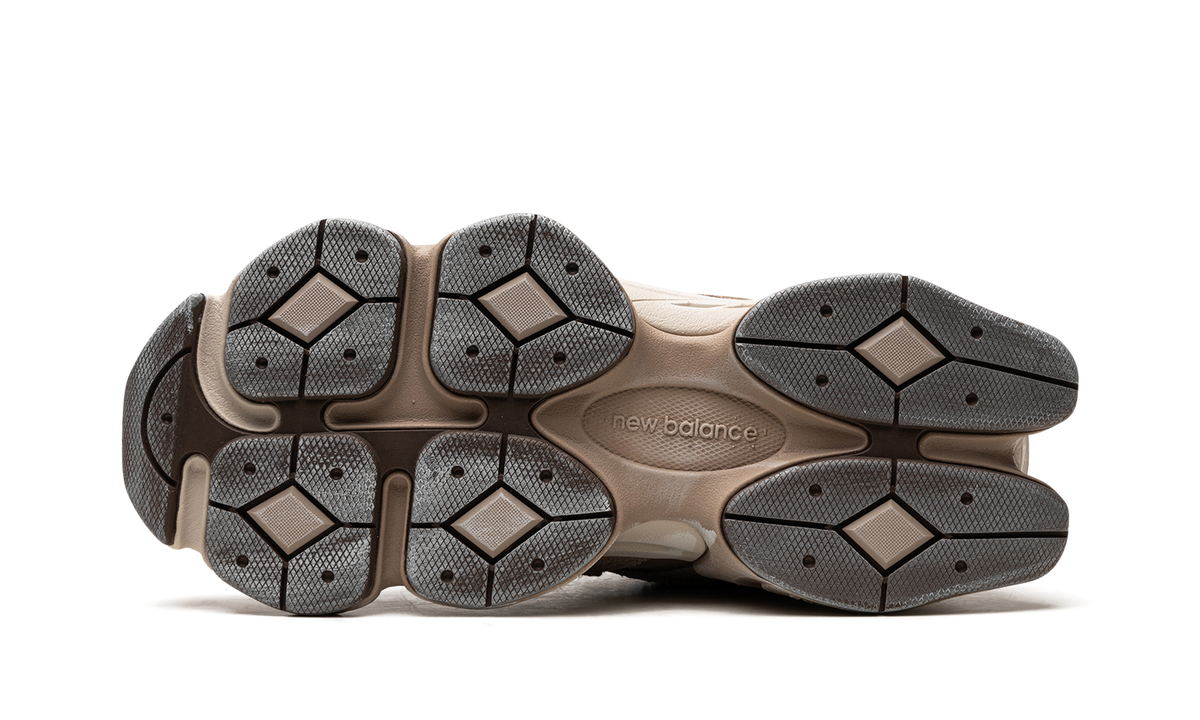9060 Mushroom Brown U9060PB