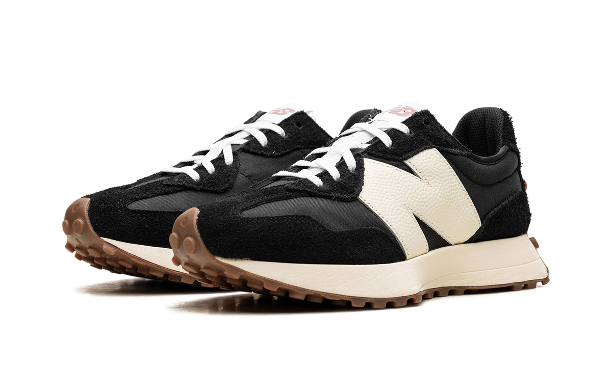 327 WMNS Black White Gum WS327BL
