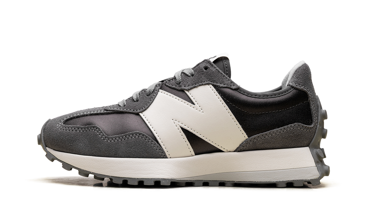 327 WMNS Black Metallic Castlerock WS327GLB