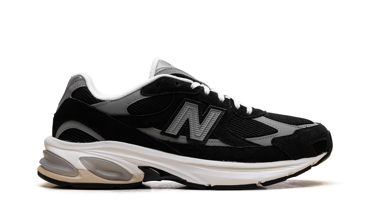 2010 Black / Shadow Grey U2010892
