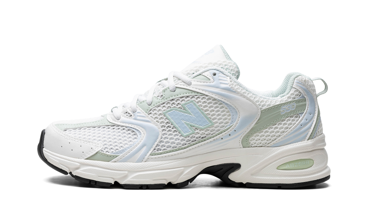 530 White / Blue MR530ZO