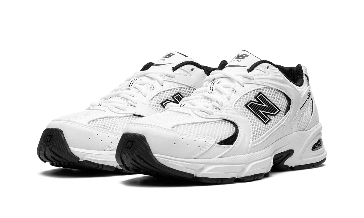 530 White Black MR530EWB