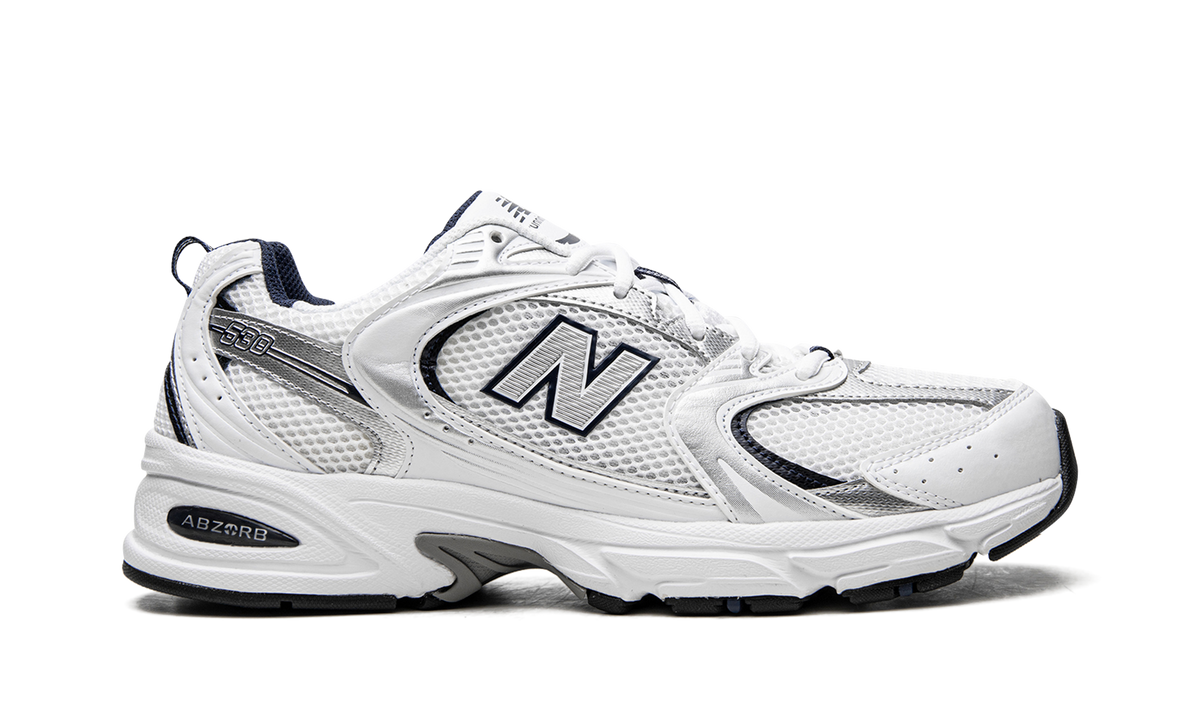 530 WHITE/SILVER/NAVY MR530SG