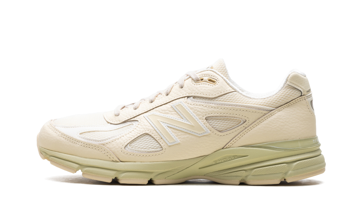 990v4 Made in USA - Macadamia Nut U990BO4