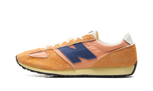 471 Peach Nectar / Blue Oyster U471TB