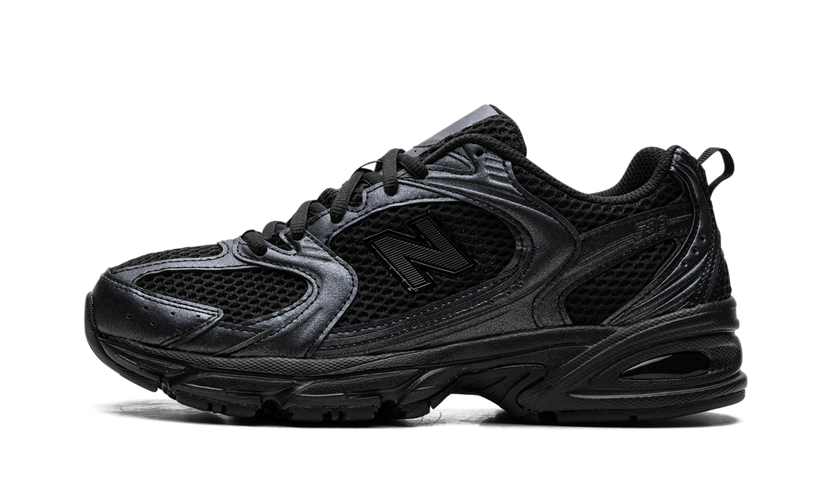 530 Black Dark Grey MR530PB