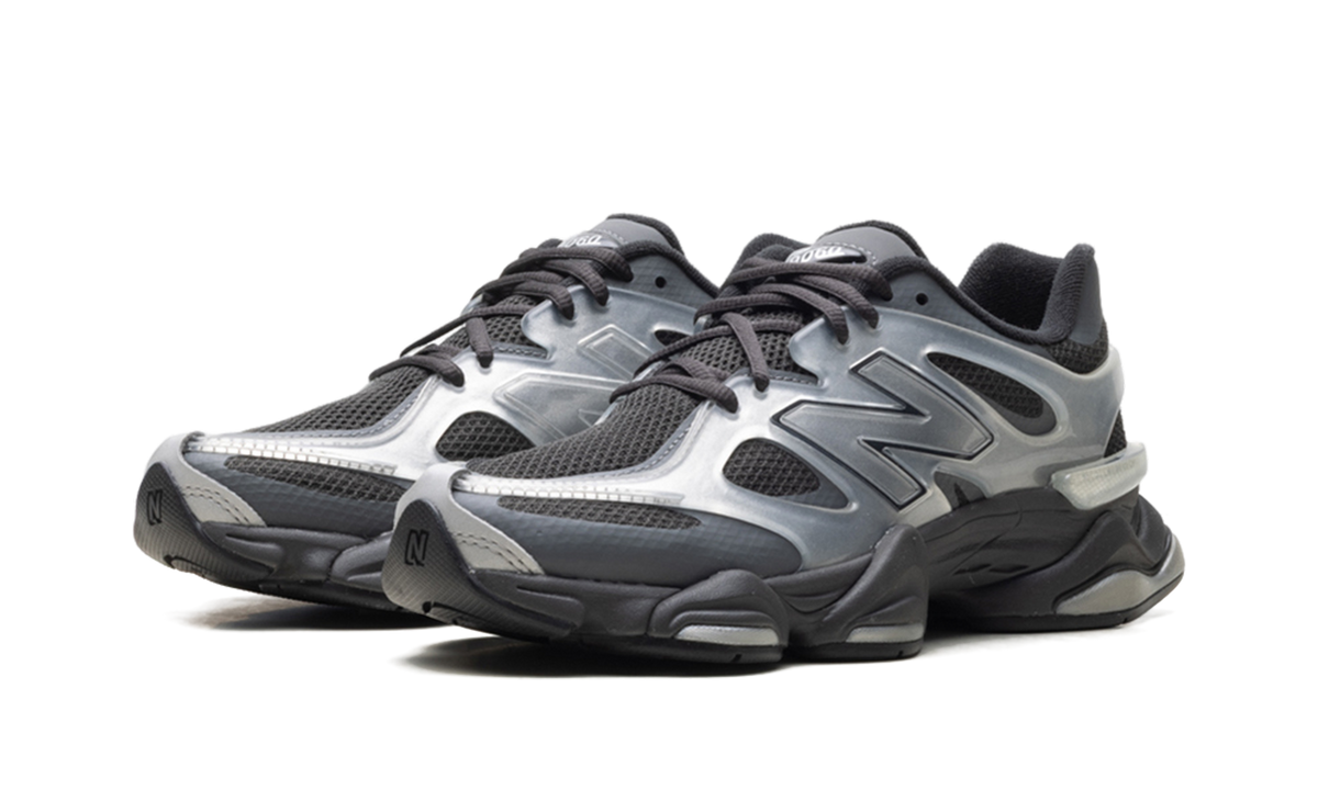 9060x Caged Silver Metallic U9060ISA