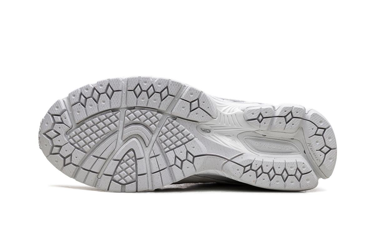 2002R Protection Pack - White U2002DXA