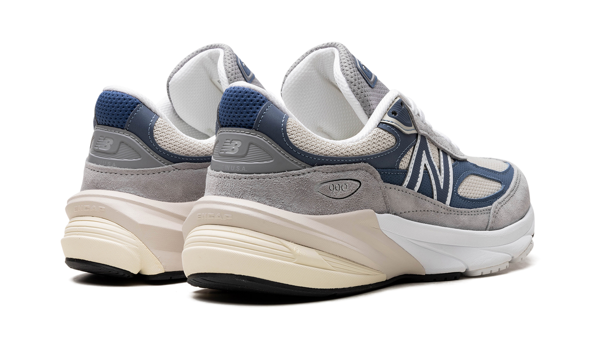990v6 Made in USA - Grey Day U990TC6