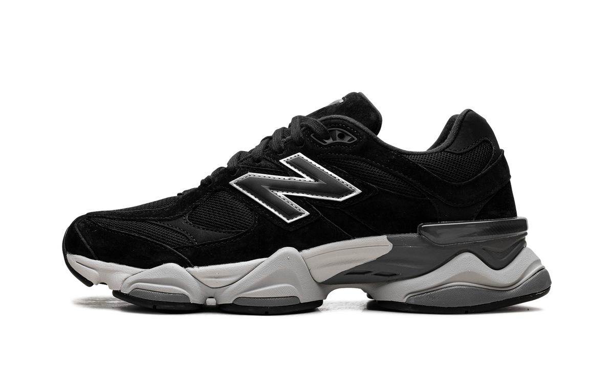9060 Black Phantom U9060JBK