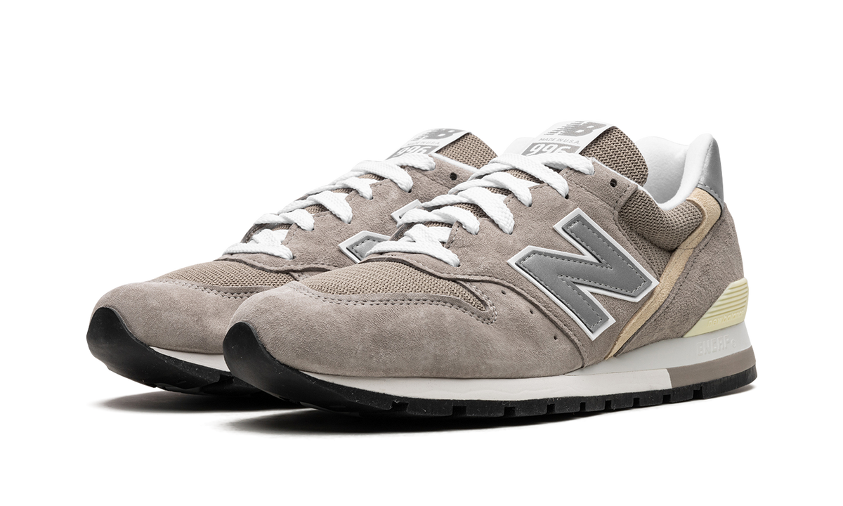 996 Grey Day U996GR