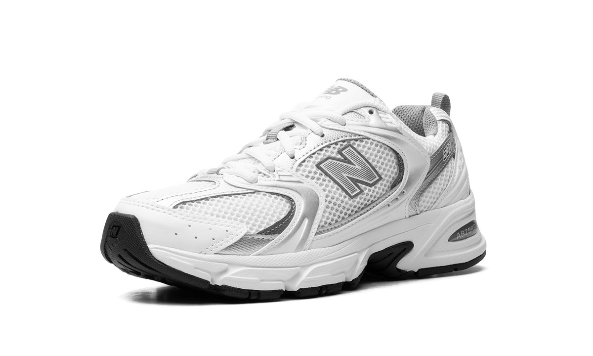 530 White Silver Metallic MR530AD