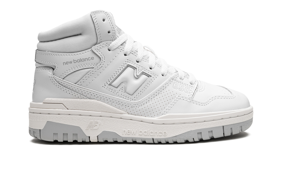 650 Triple White BB650RWW