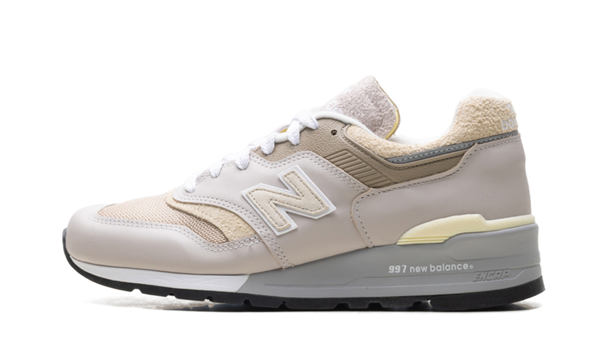 997 Made in USA - Moonrock / Driftwood U997GG