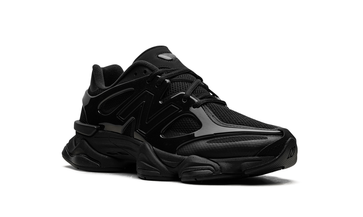 9060 Sea Stone Black U9060IMA