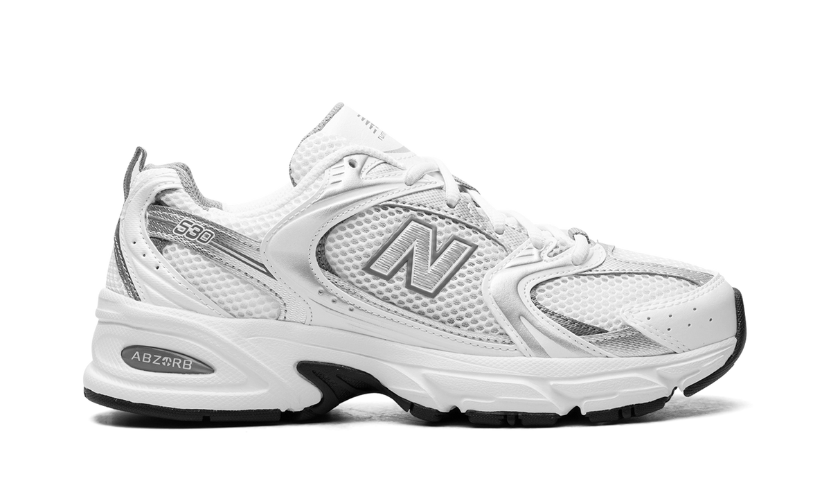 530 White Silver Metallic MR530AD
