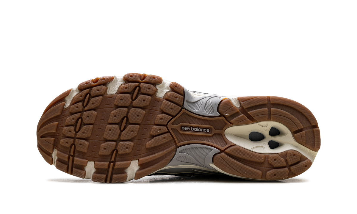 740 Beige Grey U740AA2